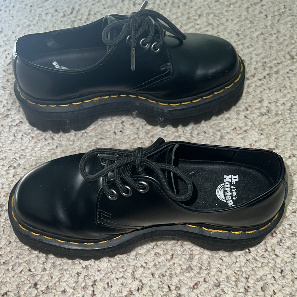 🔥1461 Dr. Martens AirWair Black Shoes with Yellow Stitching - Picture 3 of 7